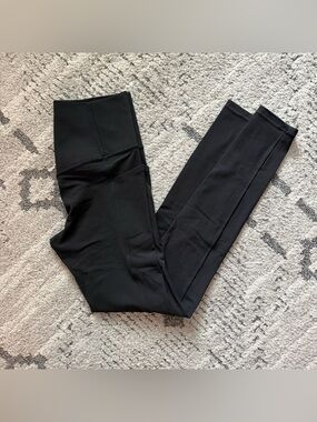EUC Salutation Stash small tall black tight legging Athleta